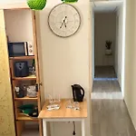 L'angolo Floreale House- *