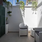 L'angolo Floreale House- Penzion *