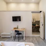 Penzion L'angolo Floreale House- *