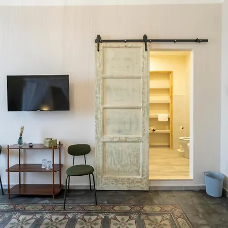 L'angolo Floreale House-