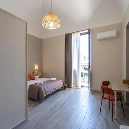 L'angolo Floreale House- Penzion *