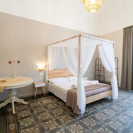 L'angolo Floreale House- Maison d'hôtes *